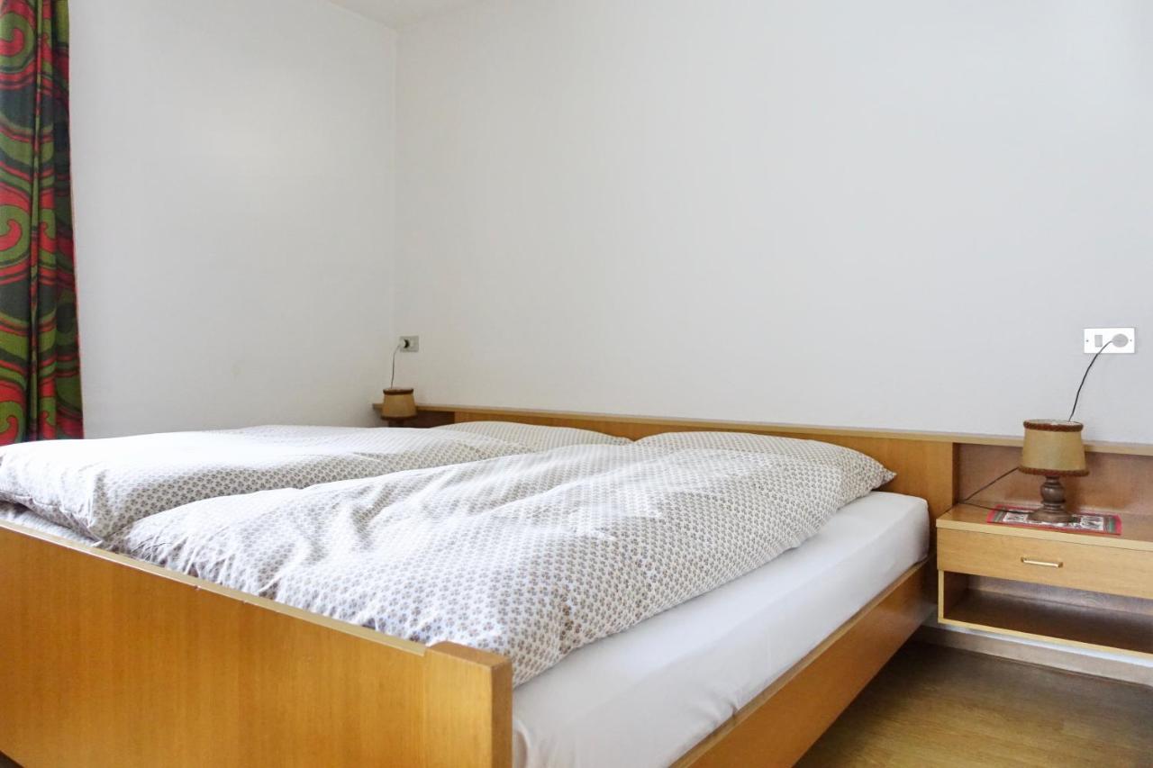 Ciasa Preroman App. Vista Castello Apartment San Martino in Badia Ngoại thất bức ảnh