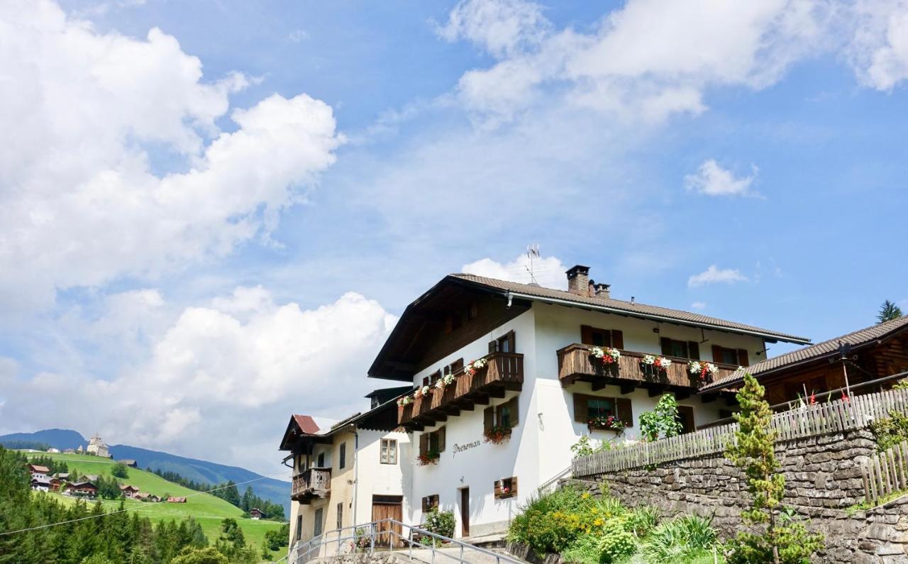 Ciasa Preroman App. Vista Castello Apartment San Martino in Badia Ngoại thất bức ảnh