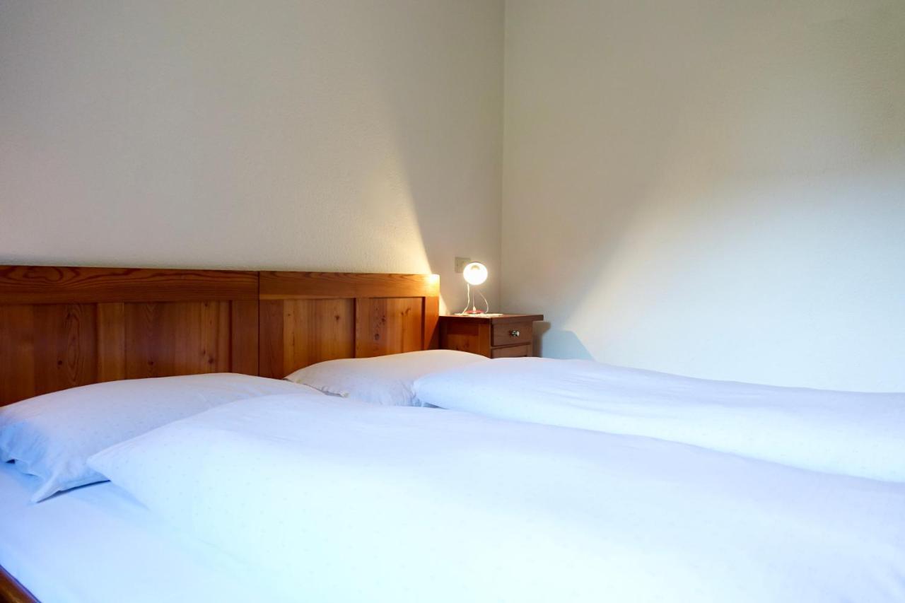 Ciasa Preroman App. Vista Castello Apartment San Martino in Badia Ngoại thất bức ảnh