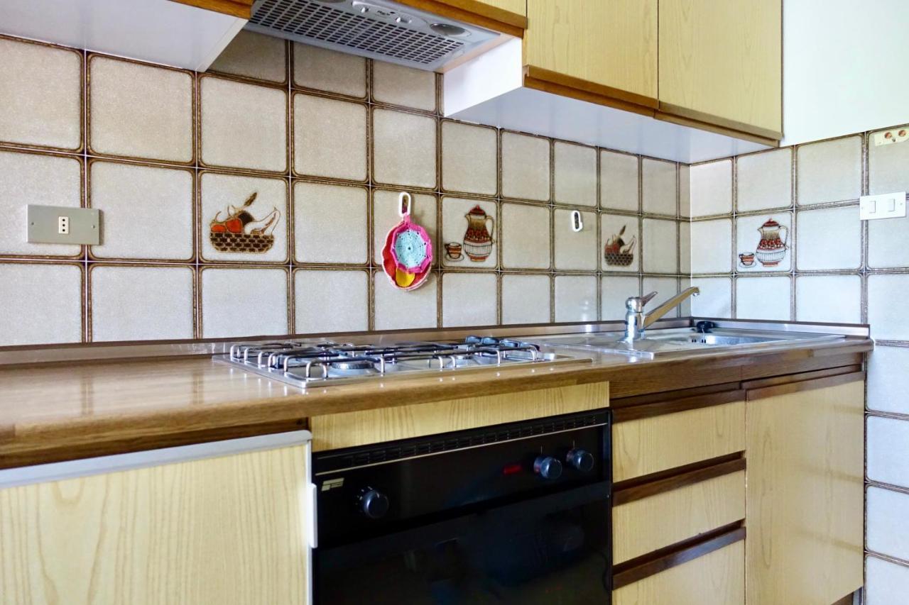 Ciasa Preroman App. Vista Castello Apartment San Martino in Badia Ngoại thất bức ảnh