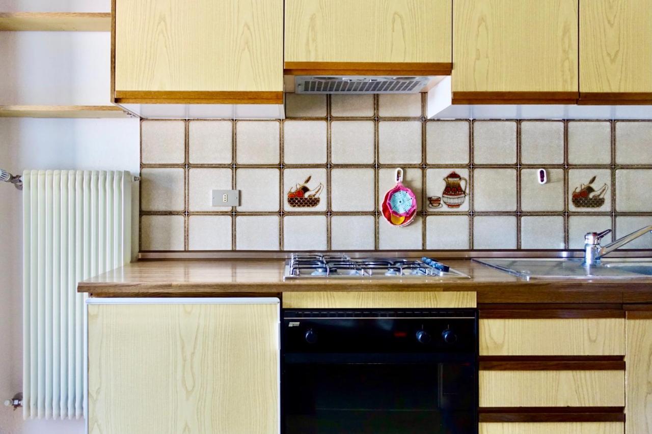 Ciasa Preroman App. Vista Castello Apartment San Martino in Badia Ngoại thất bức ảnh